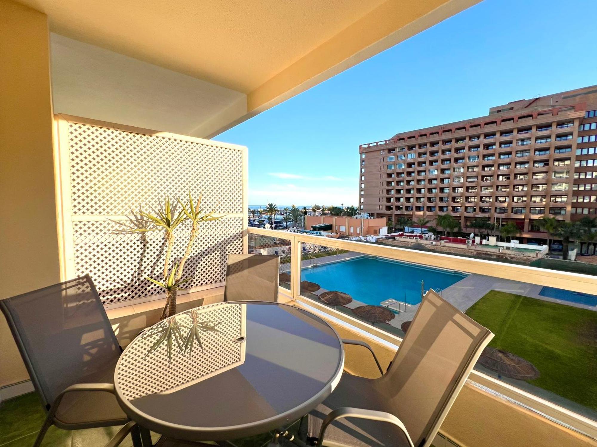 פואנגירולה Pyr Beach And Pool Studio I מראה חיצוני תמונה