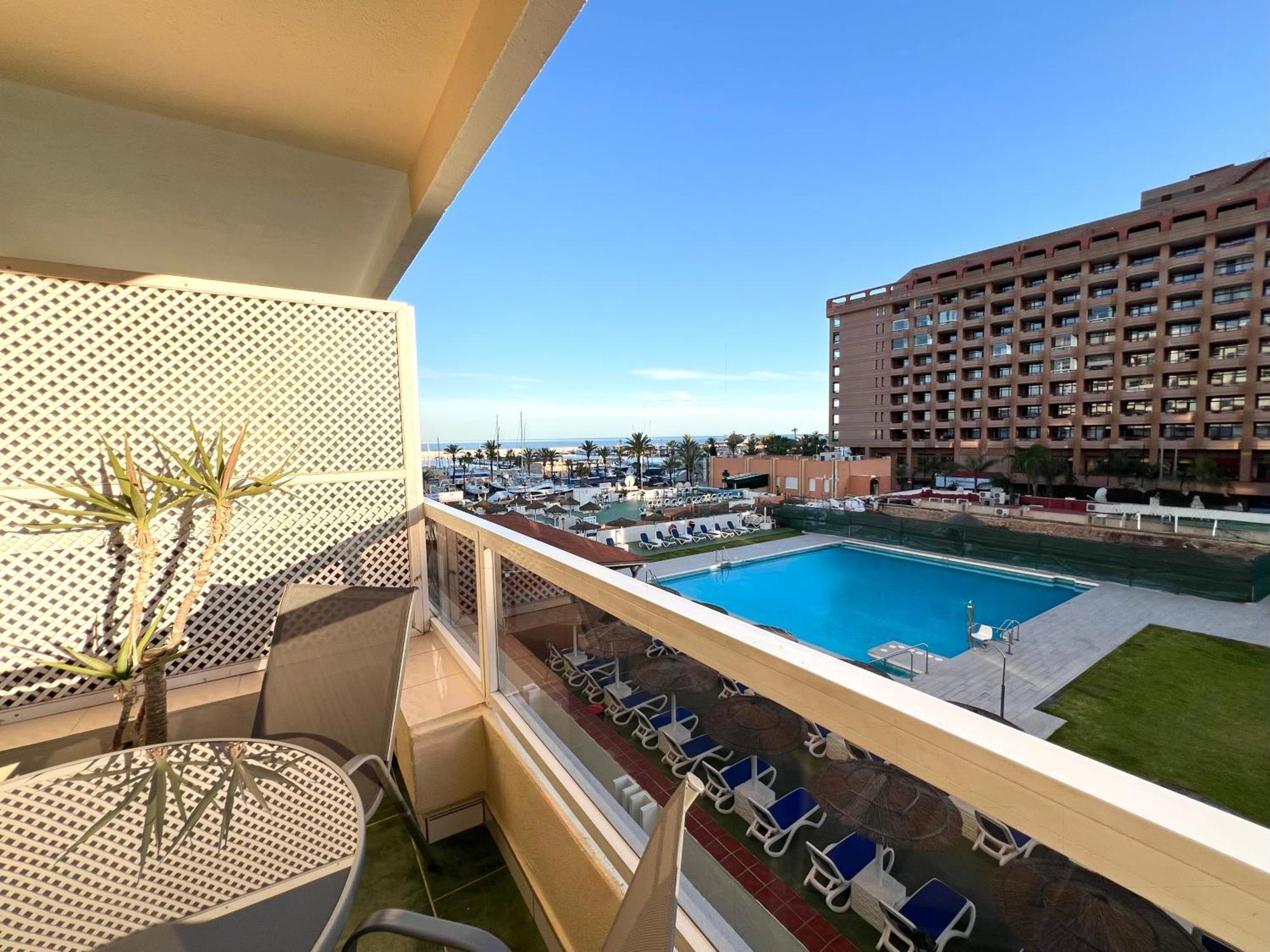 פואנגירולה Pyr Beach And Pool Studio I מראה חיצוני תמונה